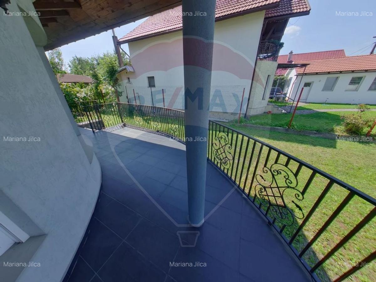 Casa / Vila cu 5 camere de vanzare in zona Nord - 4