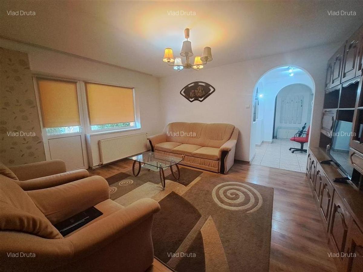 Apartament cu 3 camere decomandat în Central - 13