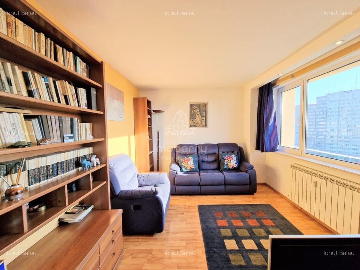 3 camere (transformat din 4 cam.) | 80 mp utili + 10mp balcon | Metrou | - 2