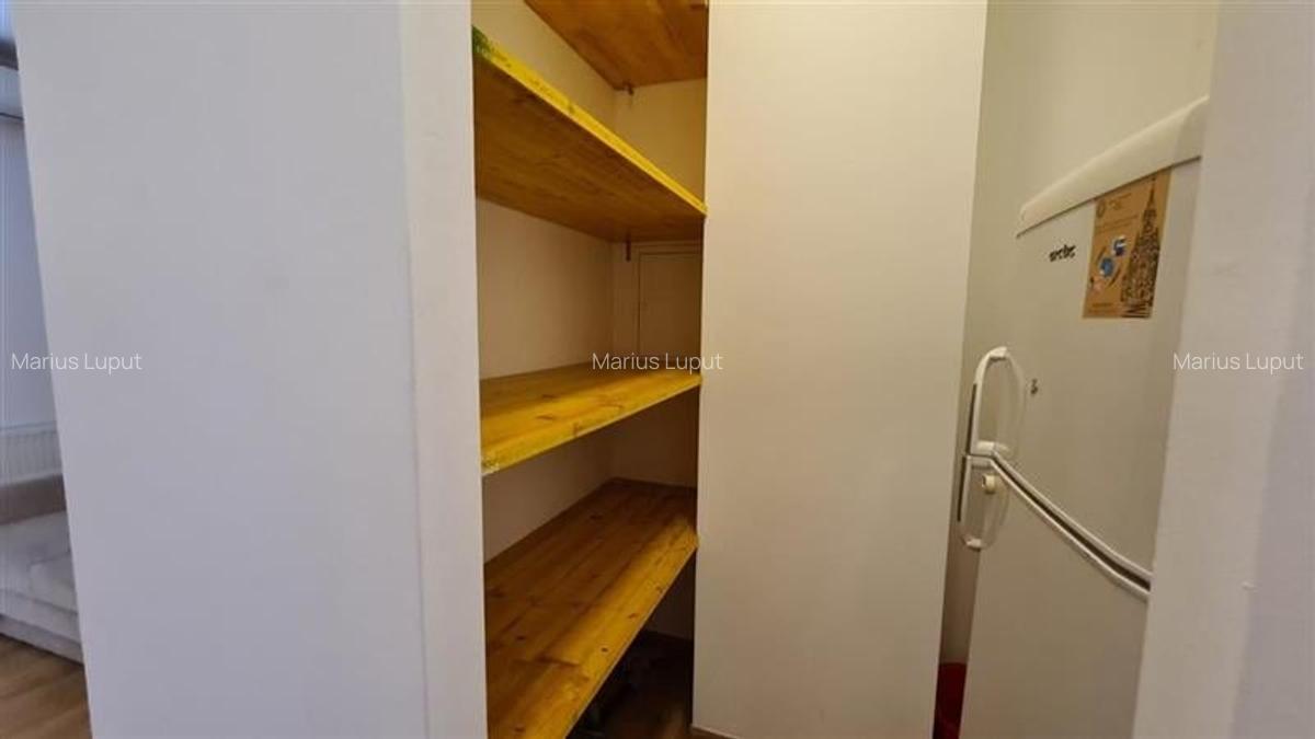 Proprietar, 2 camere bloc nou, parcare privata, zona Complex - 9