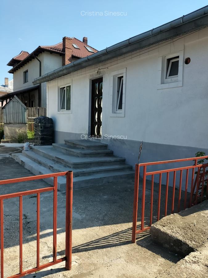 Casa de vanzare | 4 camere | Strada Cernauti | Toate utilitatile - 1