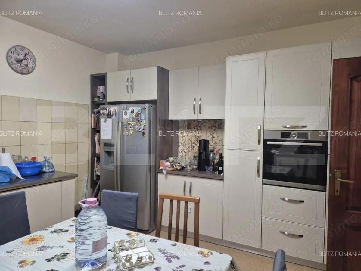 Casa de vanzare in Corunca, ideala pentru 2 familii sau pensiune - 14