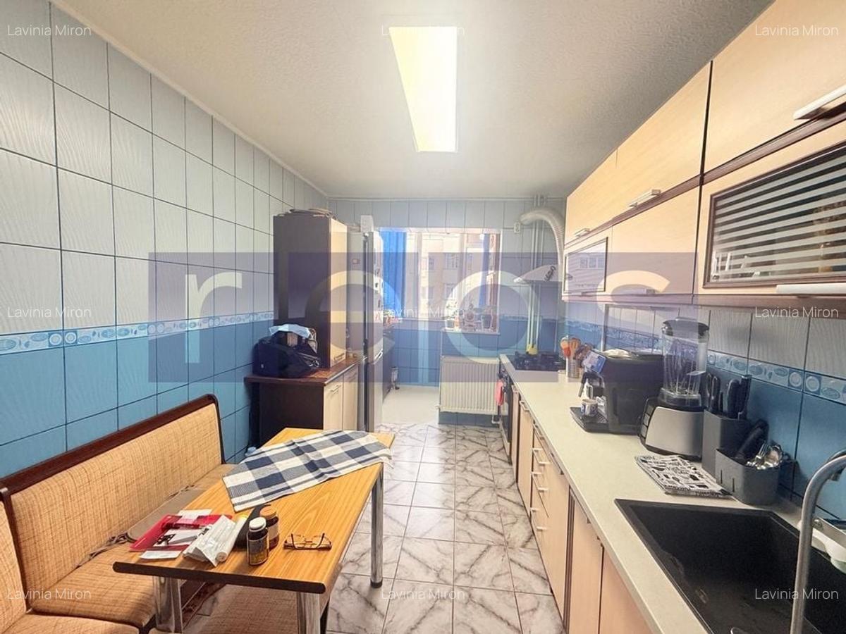 APARTAMENT 4 CAMERE | 2 BALCOANE |  ZONA VERDE | SECTOR 3 | - 8