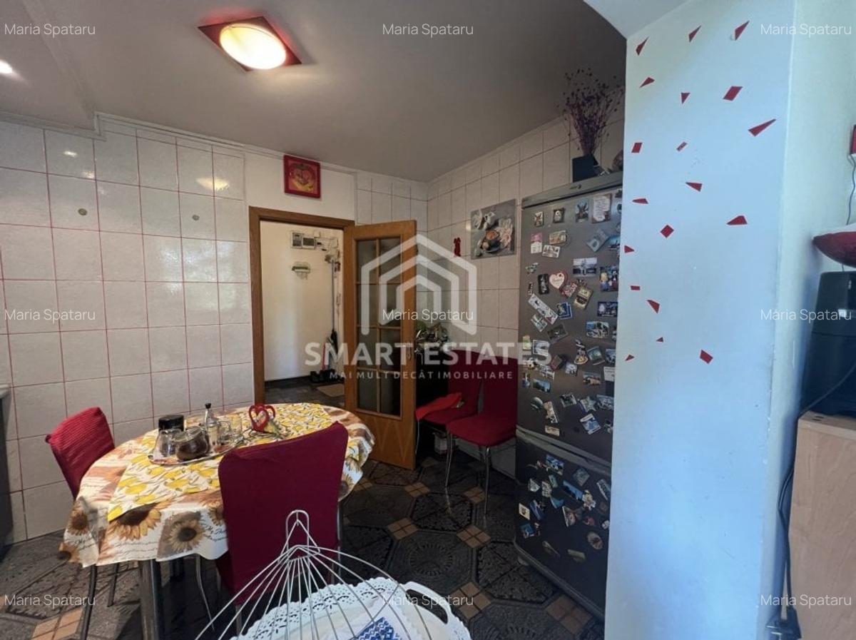 Apartament 3 camere decomandat -2 bai- zona Diham - Socului - 6