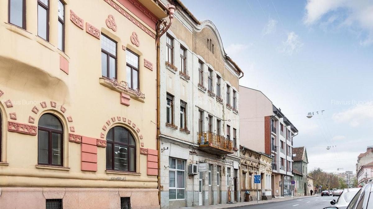 Apartament cu 3 camere decomandat în Central - 3