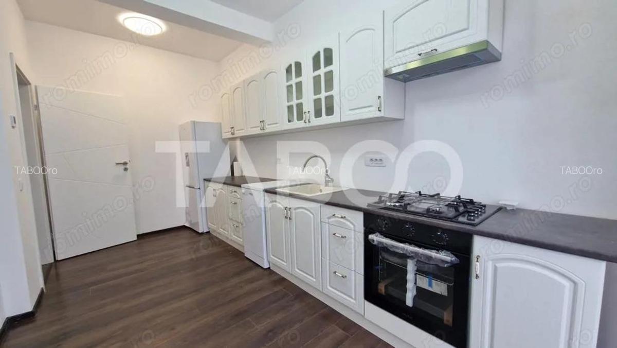 Casa moderna de inchiriat cu 4 camere si curte in Cristian - 6