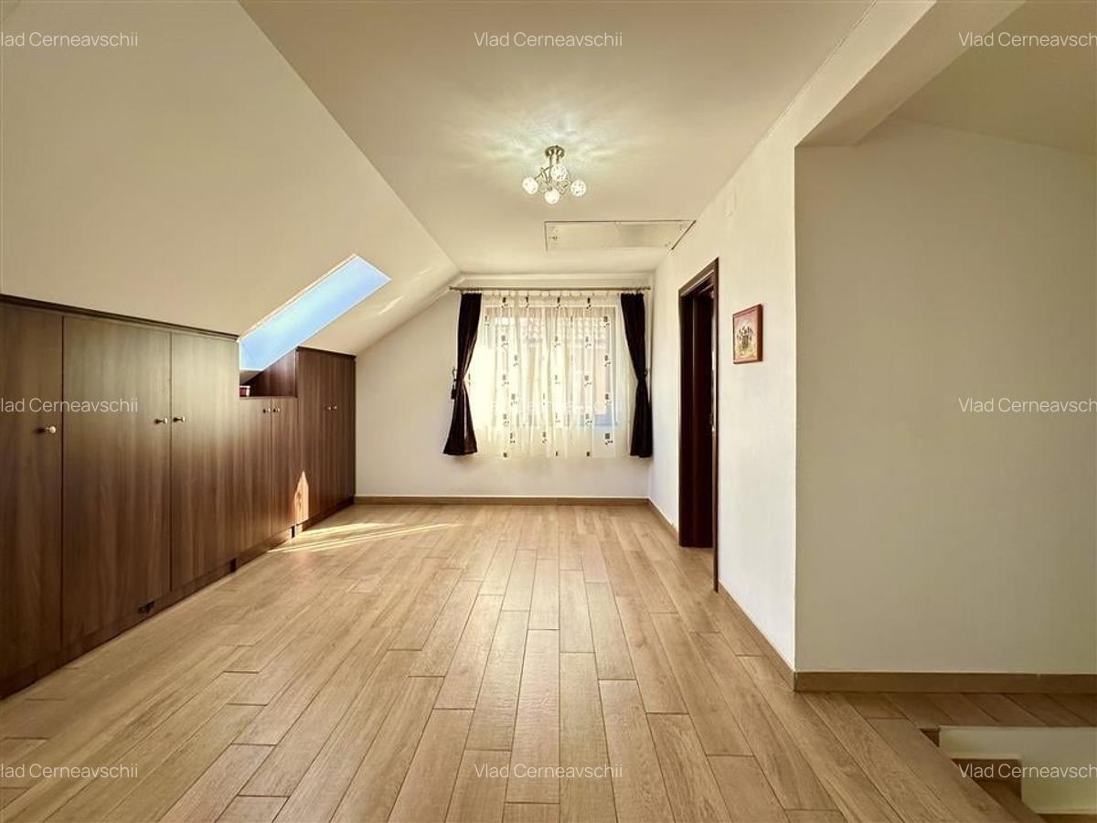 Casa cu mansarda 5 camere. Arad, zona Gai. - 9