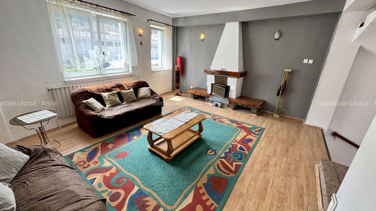 Apartament cu 4 camere decomandat, mobilat în Centrul Istoric - 3