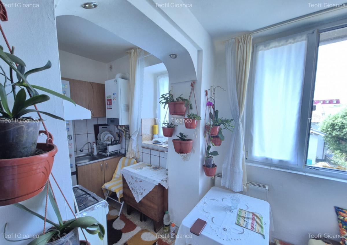 Garsoniera, et. 2, str. Slt. M.C. Oancea - zona Grivi?ei - 5