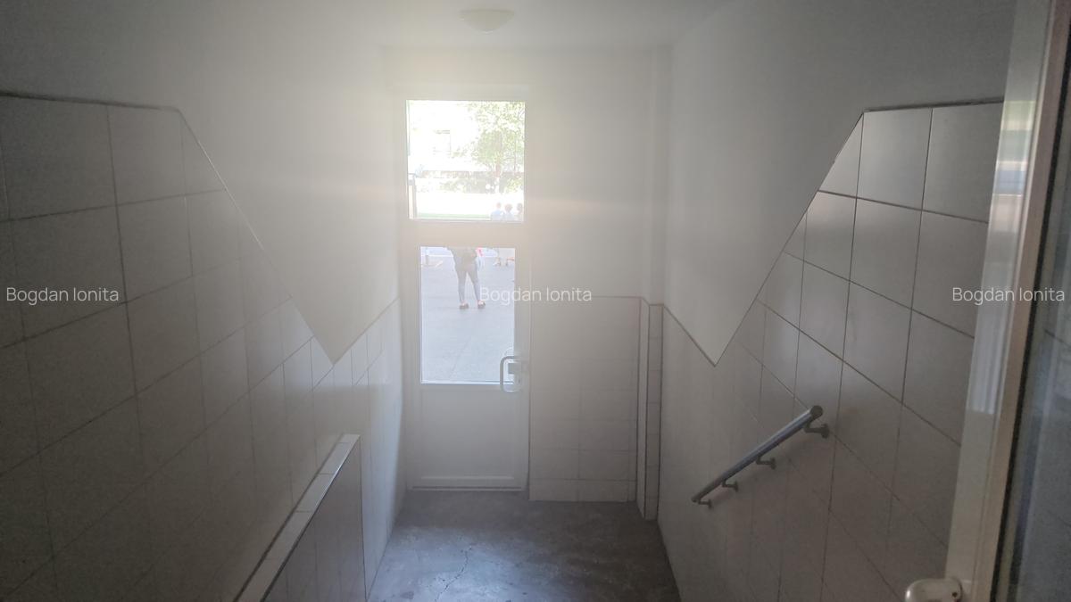 Apartament cu 3 camere semidecomandat, mobilat în Brâncoveanu - 34