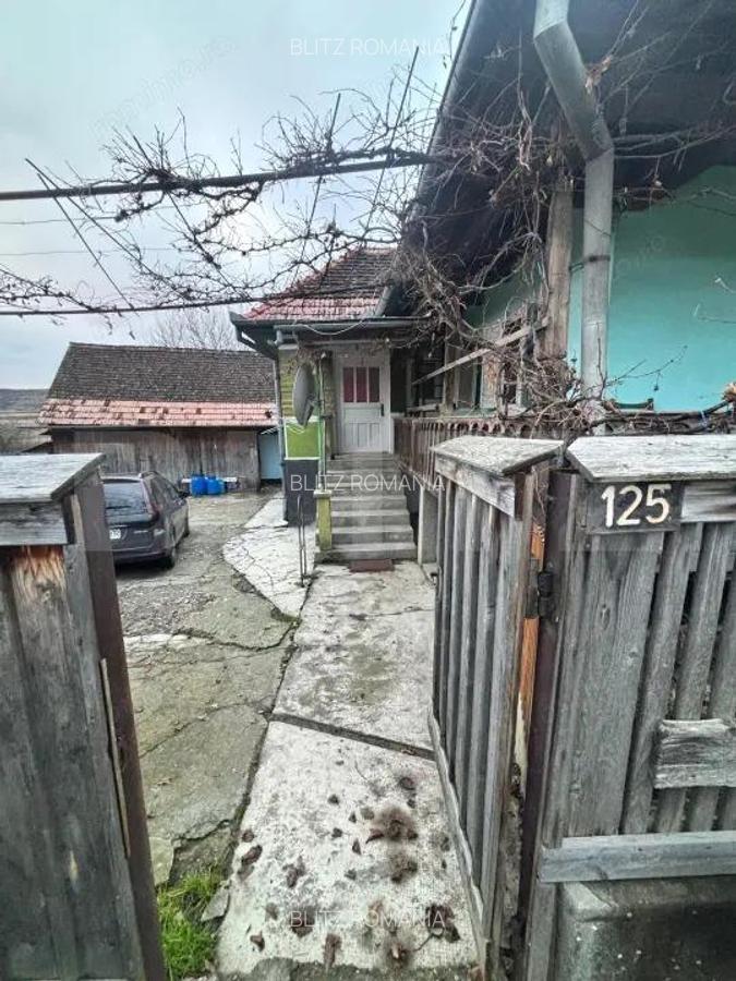 Casa tradi?ionala batraneasca in Galatii Bistri?ei, cu teren generos ?i anexe - 14