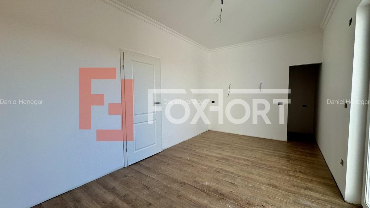 Apartament cu 2 camere decomandat în Giroc - 2