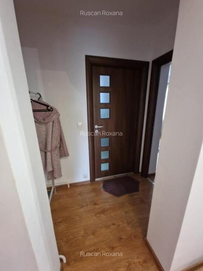 Casa 197 mp, garaj, foisor, gratar, teren 780 mp la 100 m de DN 4 - 10