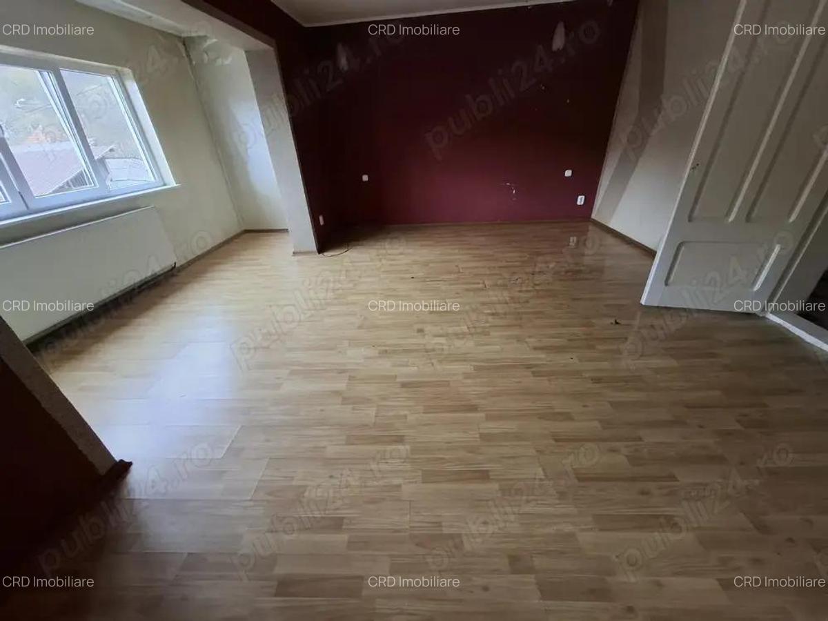 Zona str. Valea Borcutului casa D+P+E, construita in anul 2000, teren 800 mp - 7