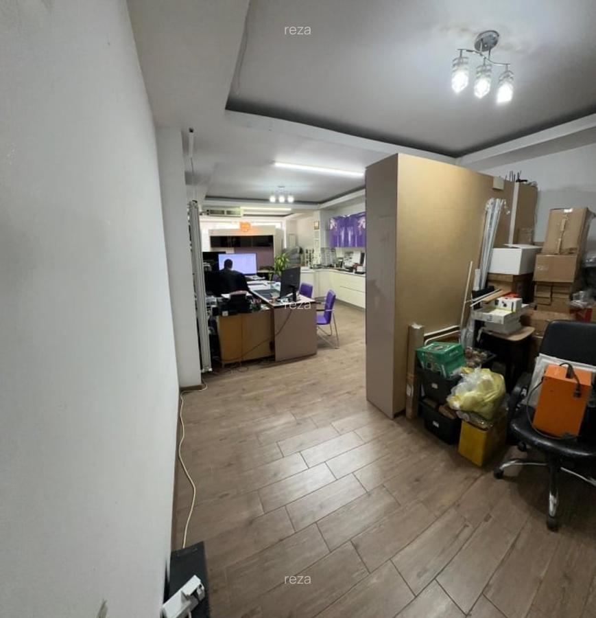Spatiu comercial Stradal , pretabil birouri sau desfasurare comerciala, - 3