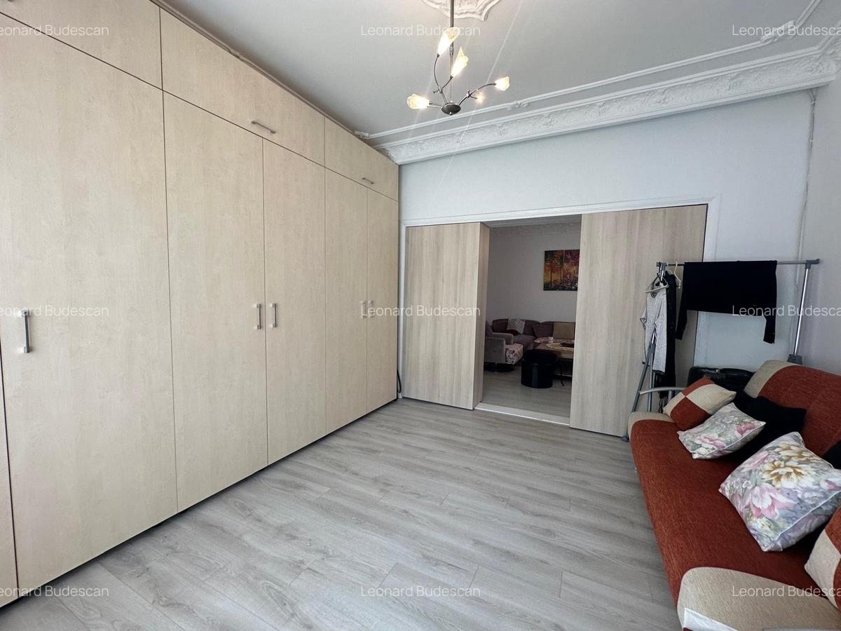 EXCLUSIVITATE! Casa 5 camere - zona Centrala -  330.000 euro - 9