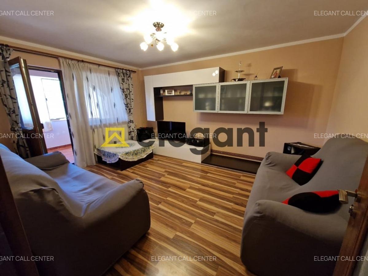 3 camere, decomandat, 71 mp, etaj 3, centrala, mobilat, Brazda-Consul - 1