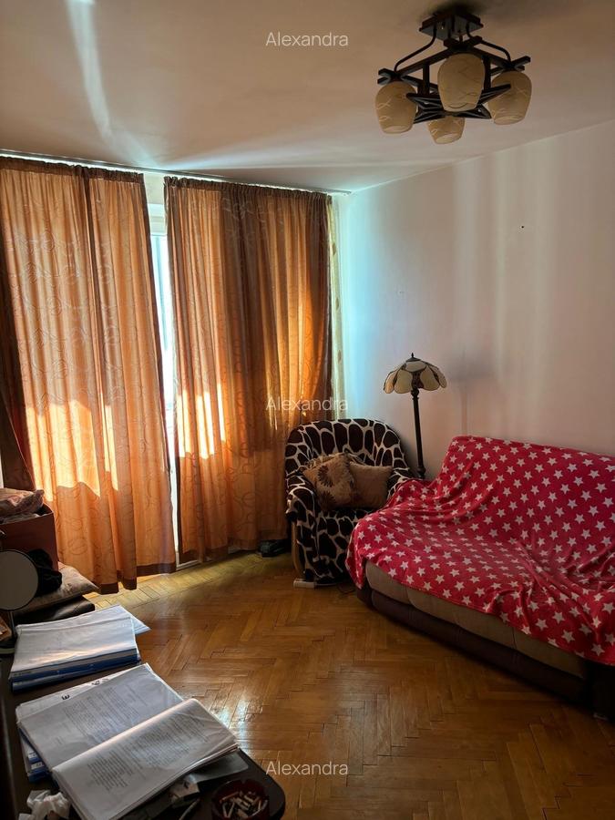Apartament cu 3 camere semidecomandat, mobilat în Iancului - 1