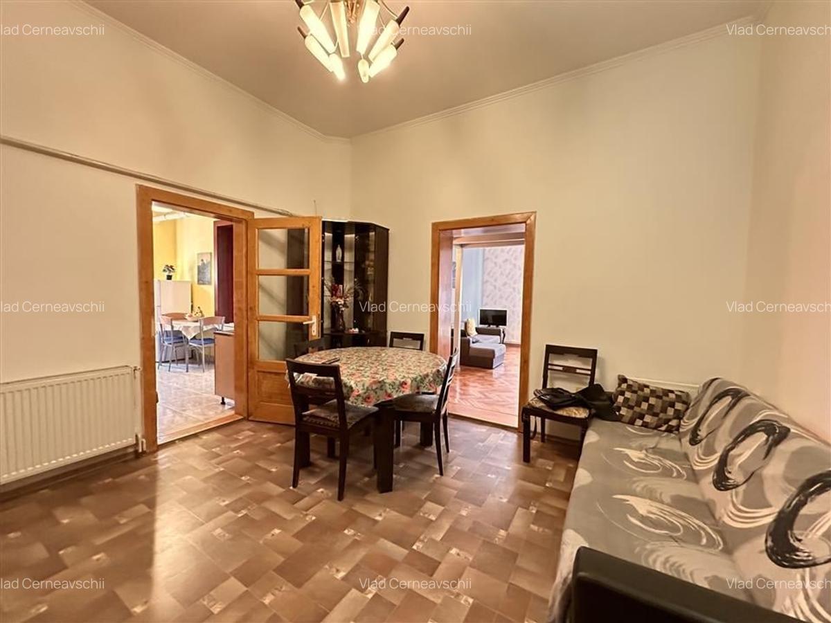 Apartament 3 camere. Arad, zona Central - 3