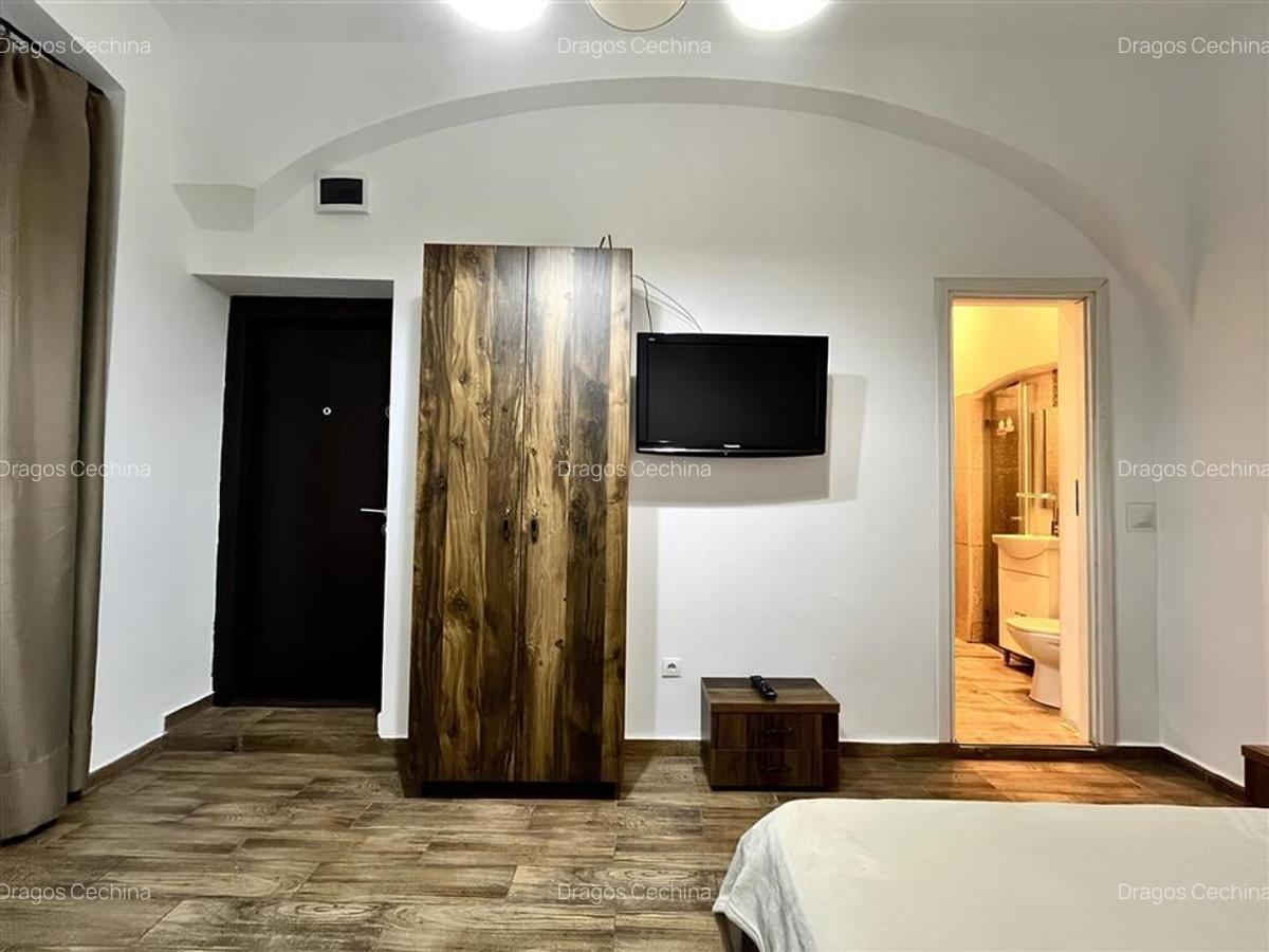 Garsoniera cu Parcare zona Ultracentral Piata Sfatului - 4