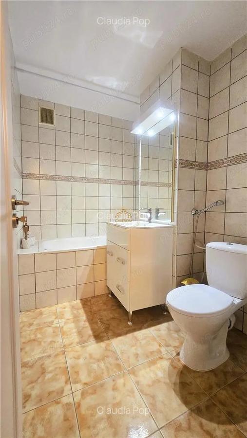 Parter - Apartament decomandat cu 3 camere | Micro 16, Liceul Nr. 7 - 1