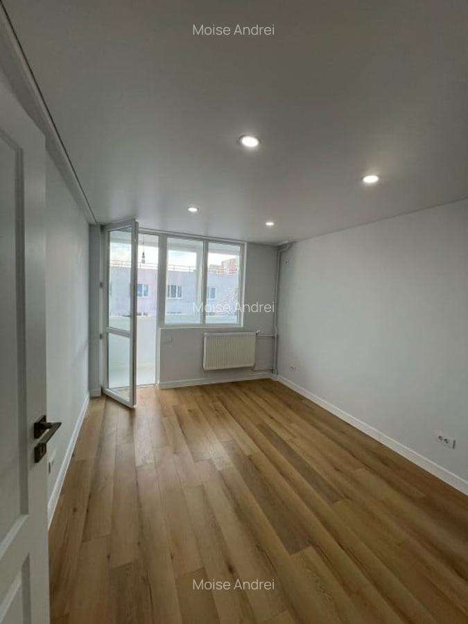 Apartament cu 3 camere circular în Drumul Taberei - 1