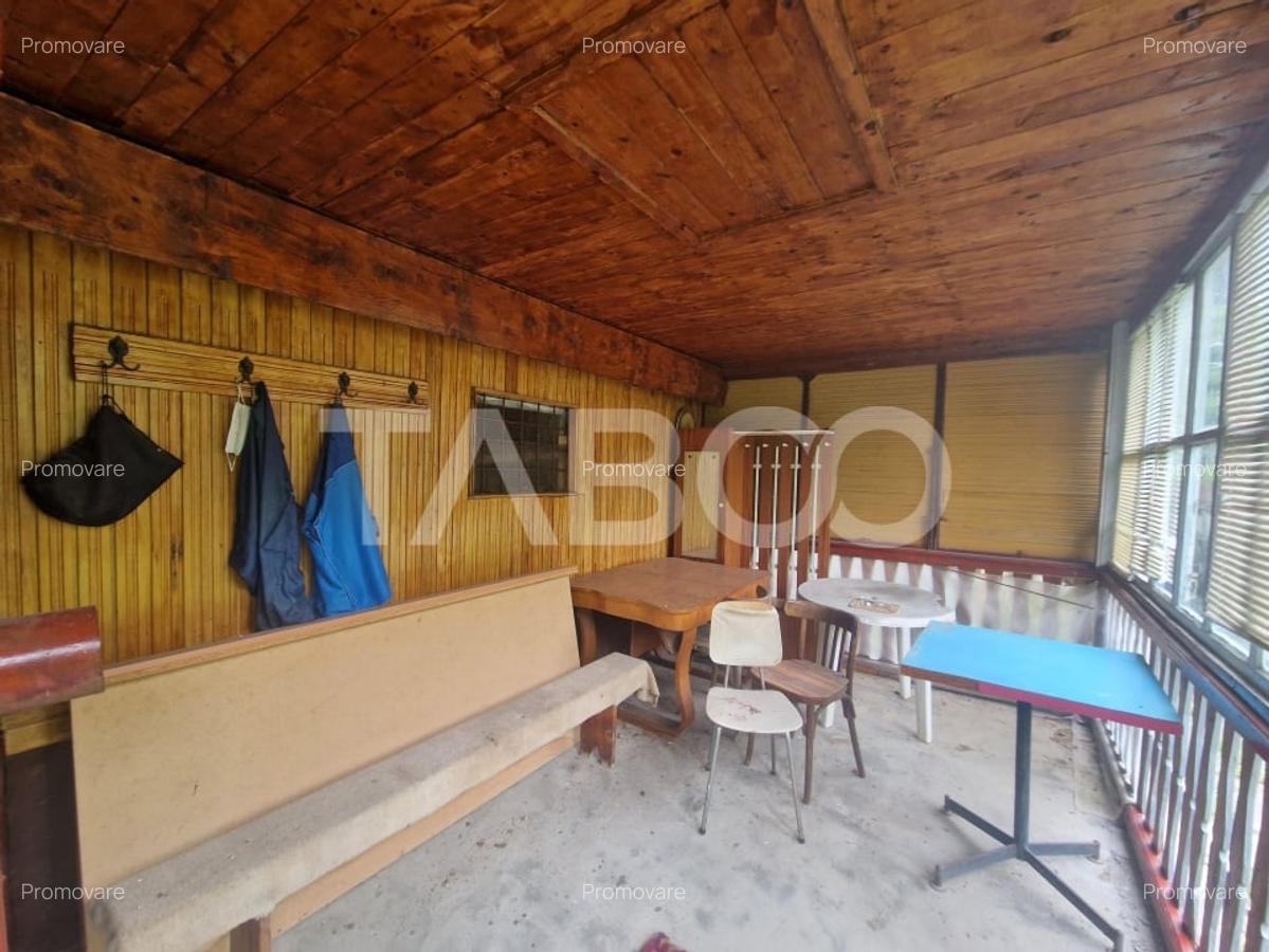 Teren intravilan imprejmuit 1915 mp  PUZ aprobat utilitati in Tocile - 5