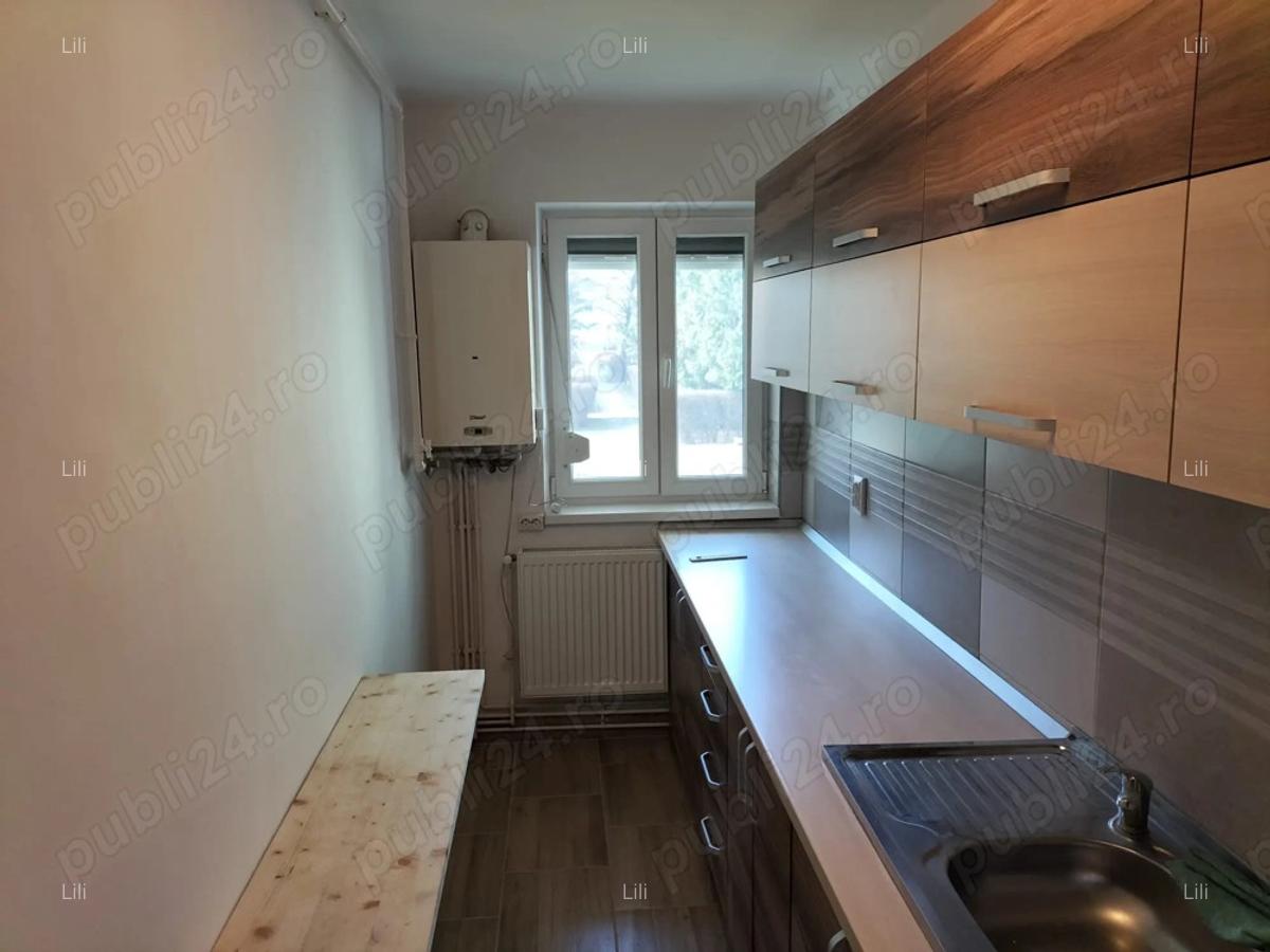 Apartament de vanzare - 3