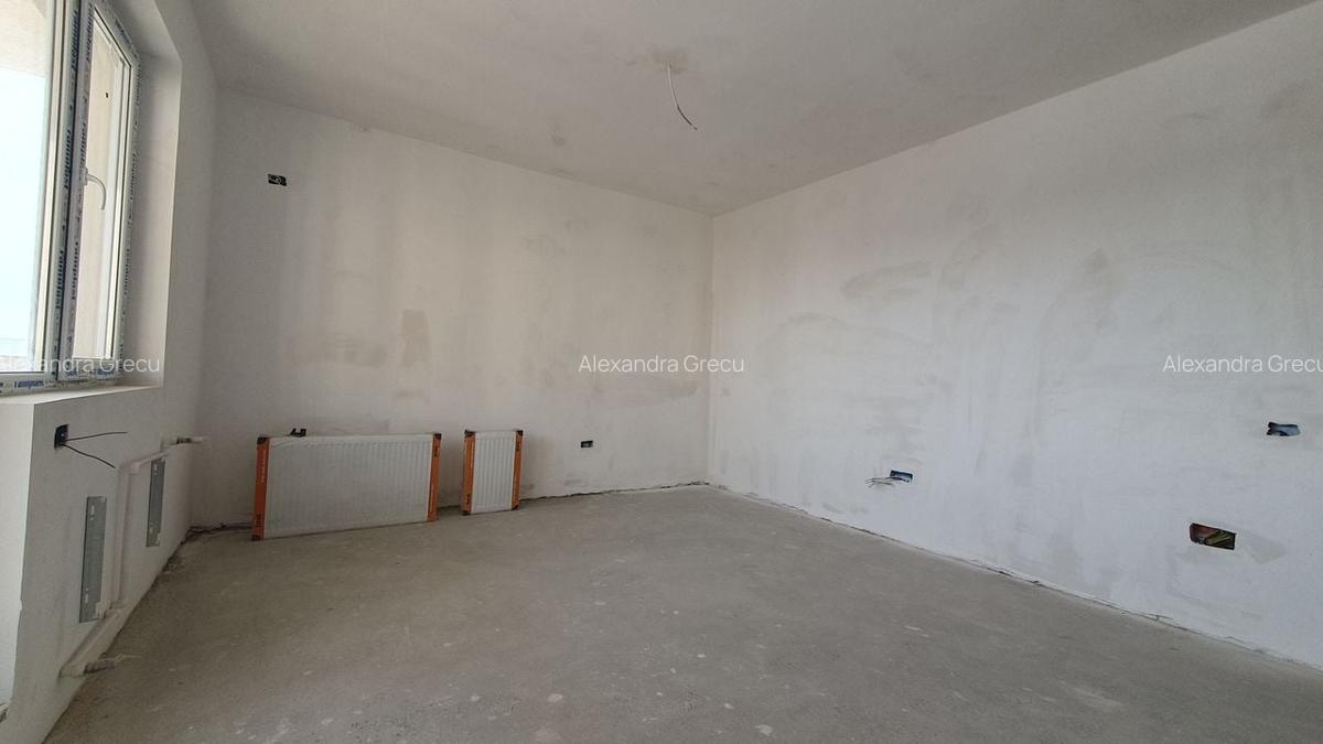 Apartament cu 3 camere decomandat în Apărătorii Patriei - 12