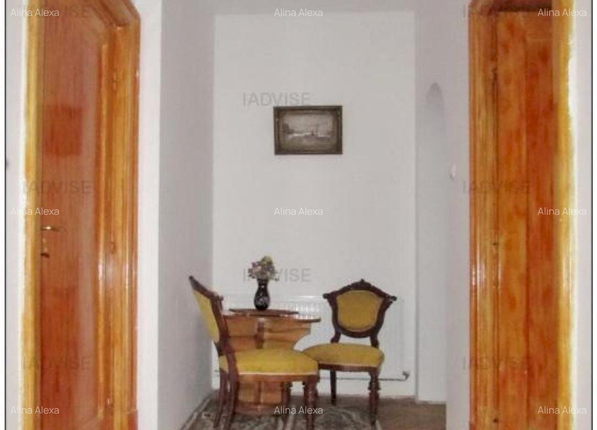 Apartament 4 Camere Vanzare - Piata Sfatului - 16