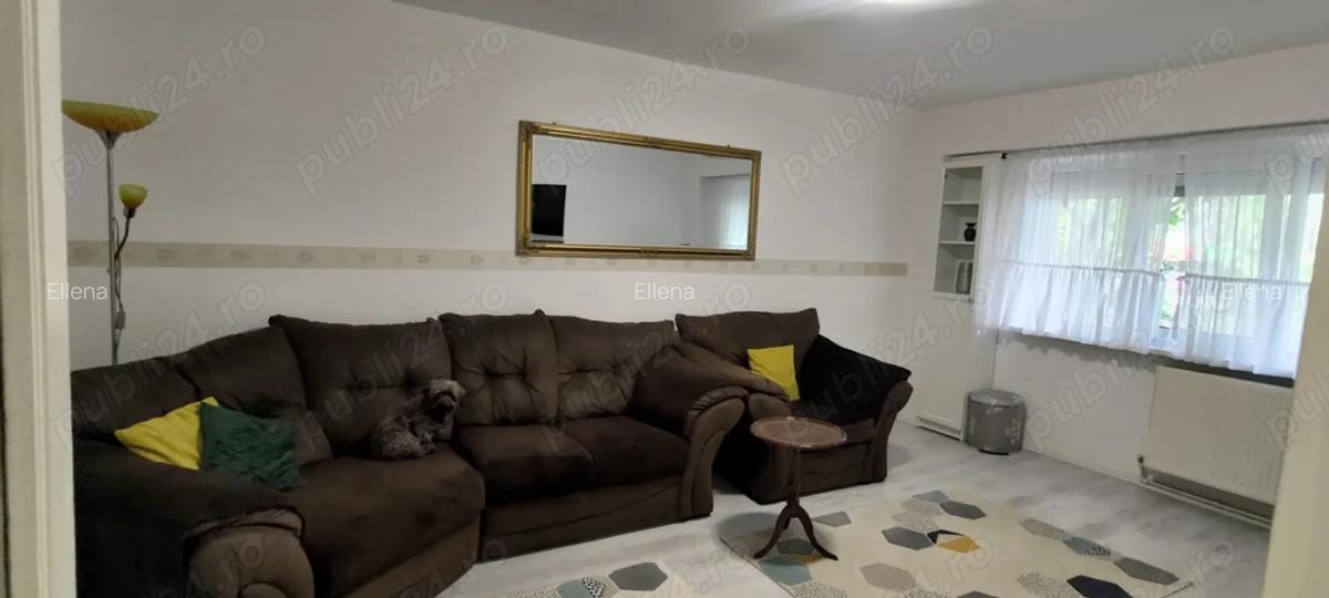 Inchiriez apartament zona centrala cu loc de parcare - 1