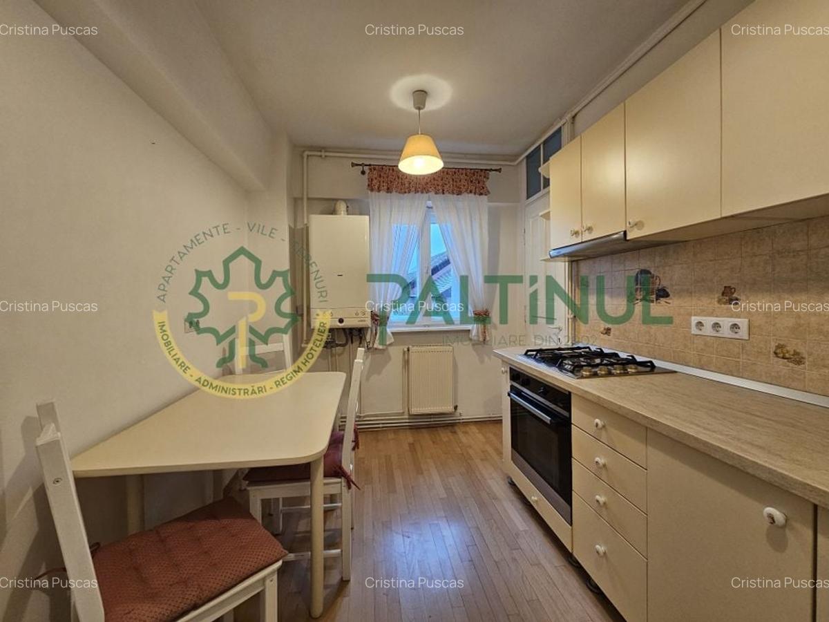 Apartament 3 camere decomandat de închiriat in centrul Sibiului - 10