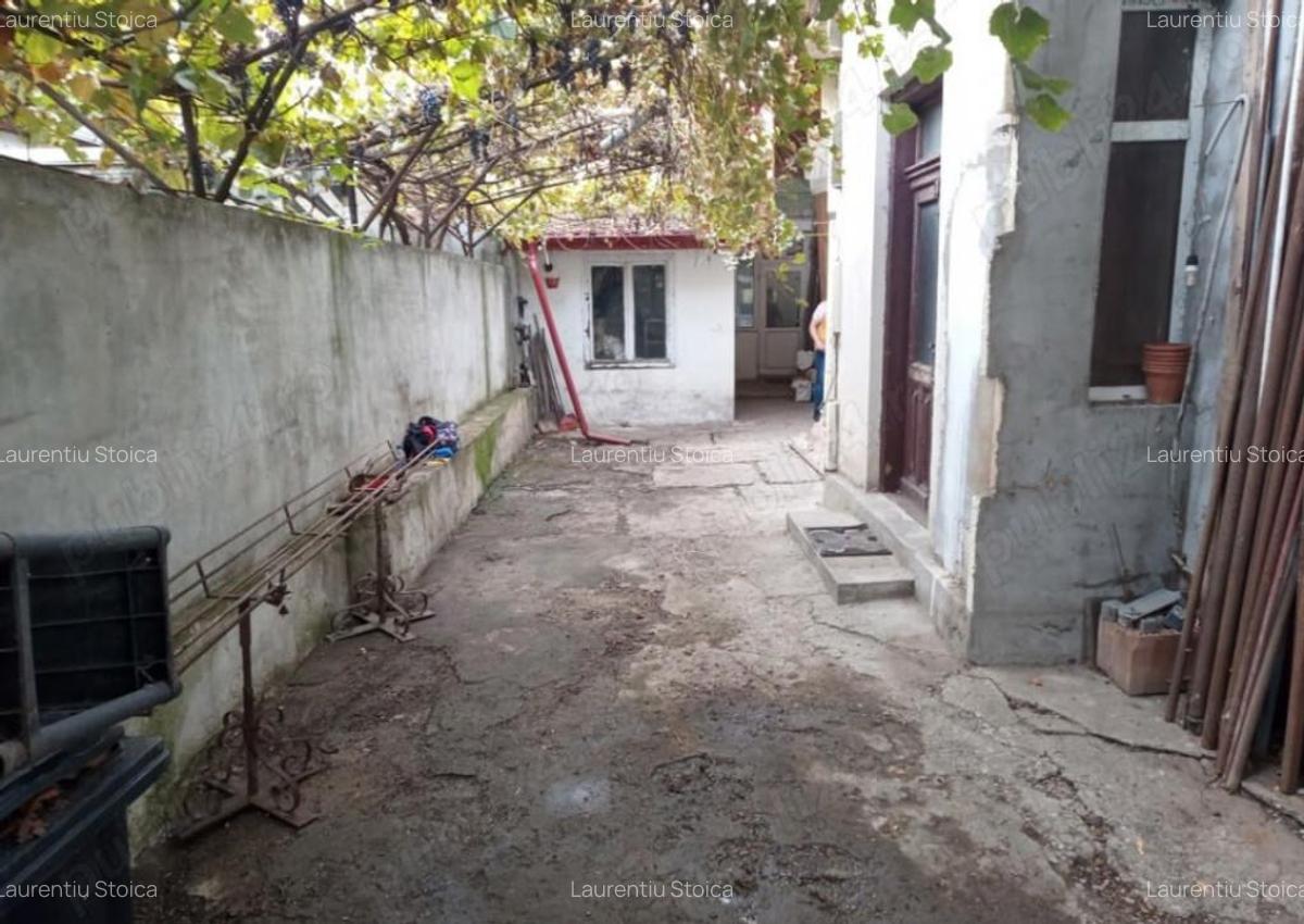 Casa -Metrou Eroii Revolutiei - 4