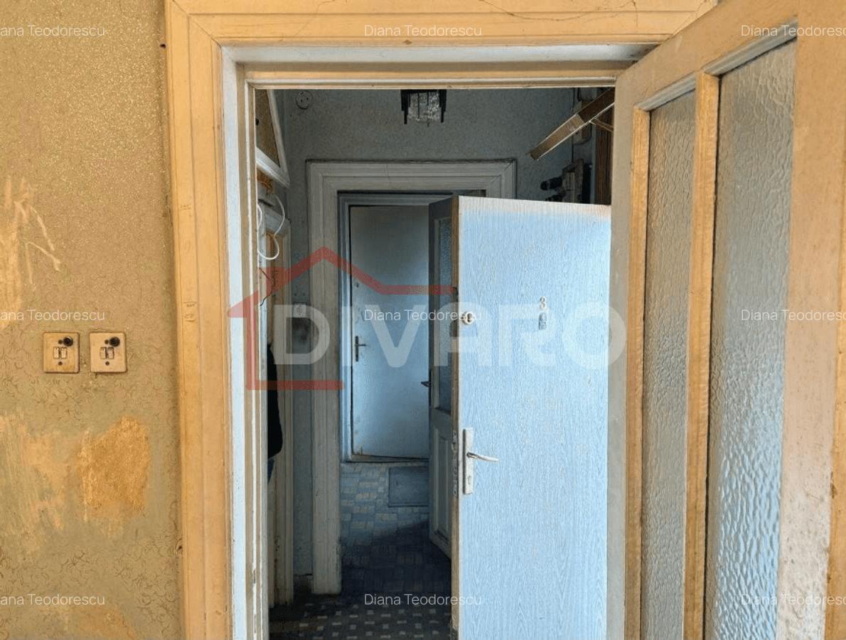 Vanzare casa renovabila in curte comuna Piata Cotroceni - 3