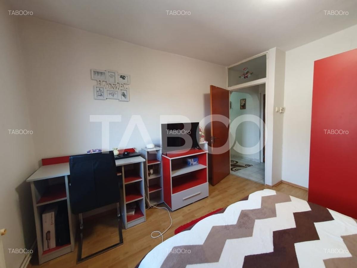 Apartament cu 2 camere decomandat, mobilat în Exterior Sud - 4