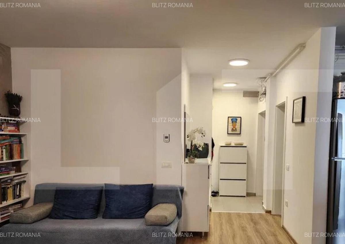 Apartament de vanzare, cu 3 camere, zona Calea Aradului, bl - 7