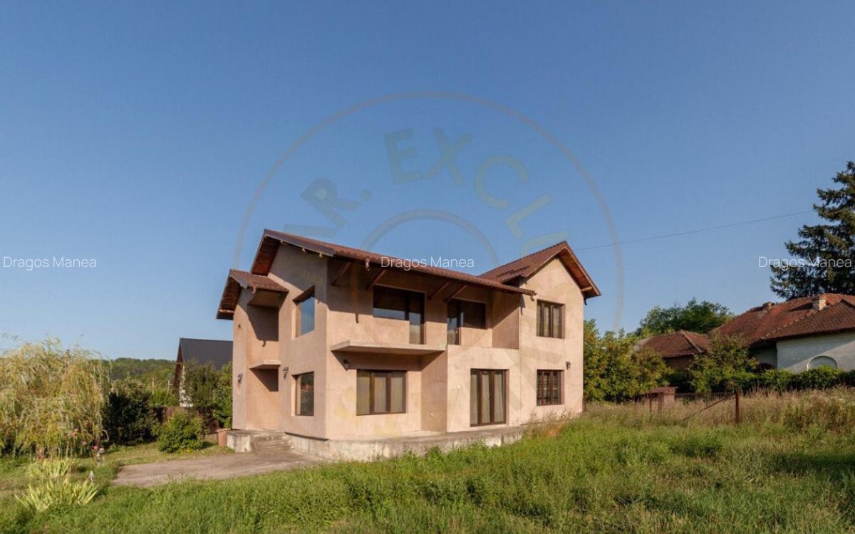 O casa cu lumina din plin si aer curat, Babana, AG - 17