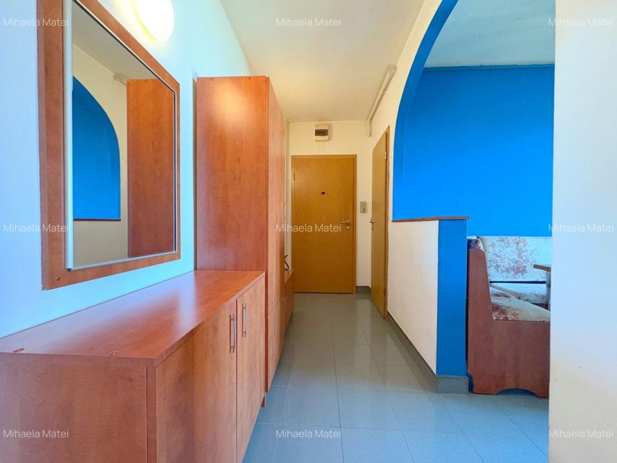 Apartament cu 3 camere semidecomandat, mobilat în Central - 14