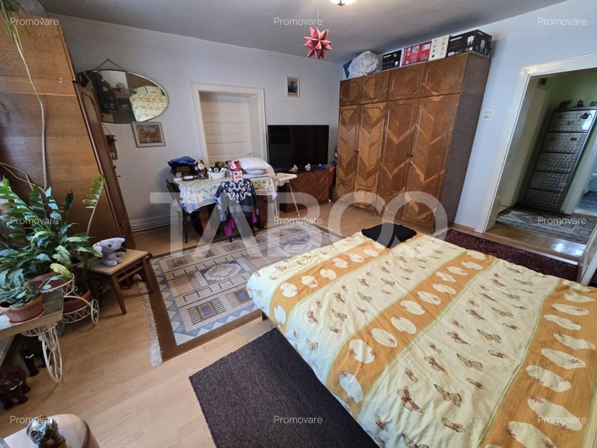 Casa individuala de vanzare teren 972 mp 2 garaje zona Sub Arini Sibiu - 11