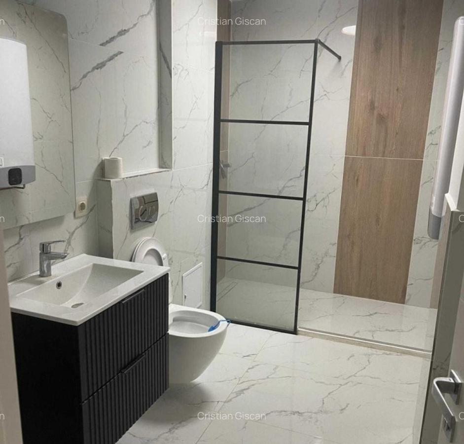 Apartament 3 camere -Unirii Fantani - bloc construit in anul 1987 - 7