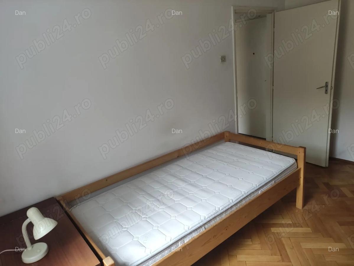PROPRIETAR vand ap 3 cam Piata700 - 5