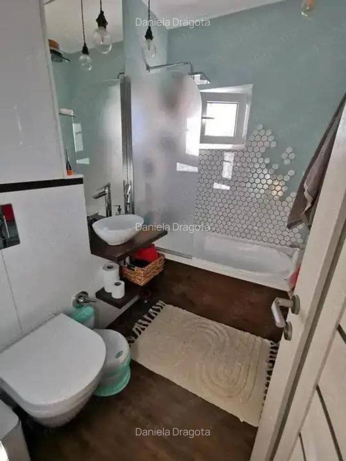 Apartament 2 camere, decomandate, zona Vlahuta. - 7