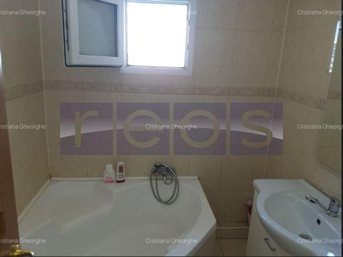 Apartament cu 4 camere decomandat în Dristor - 7