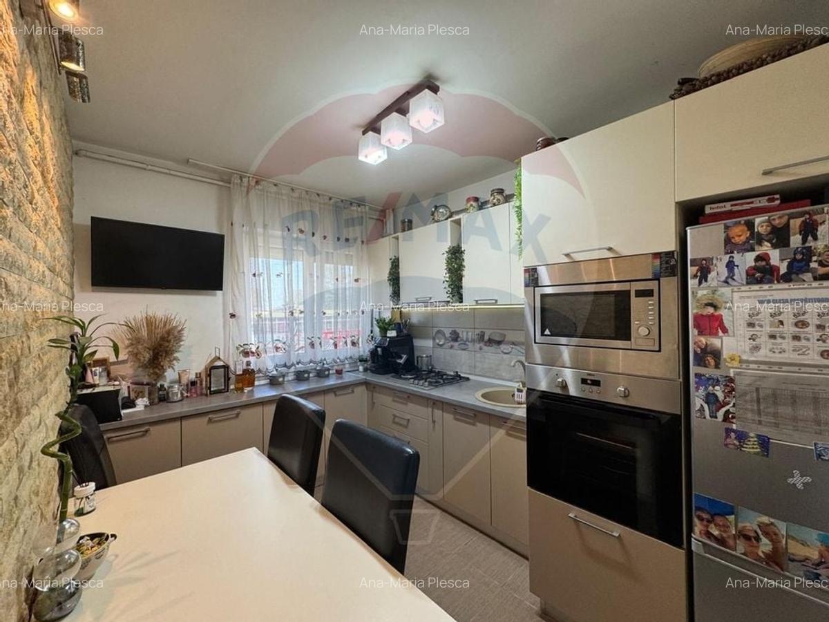 Apt .cu 2 camere de vanzare in zona Podgoria(et.2) - 8