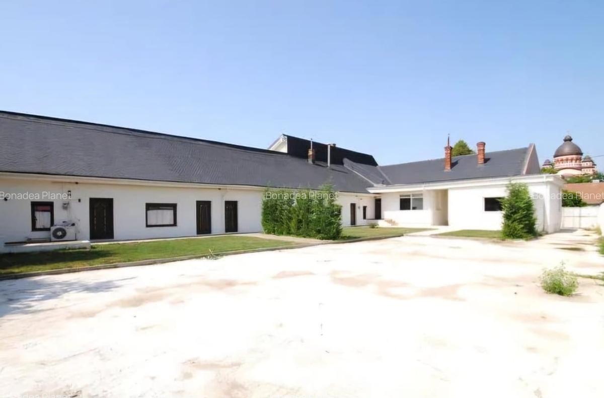 Casă cu 10 camere în Mehala - 7