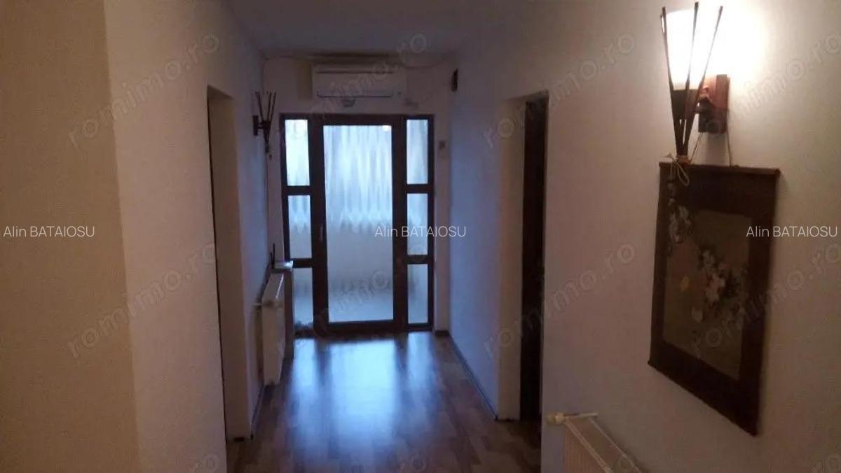 Casa ultracentral de inchiriat - 8 Casa ultracentral de inchiriat - 8