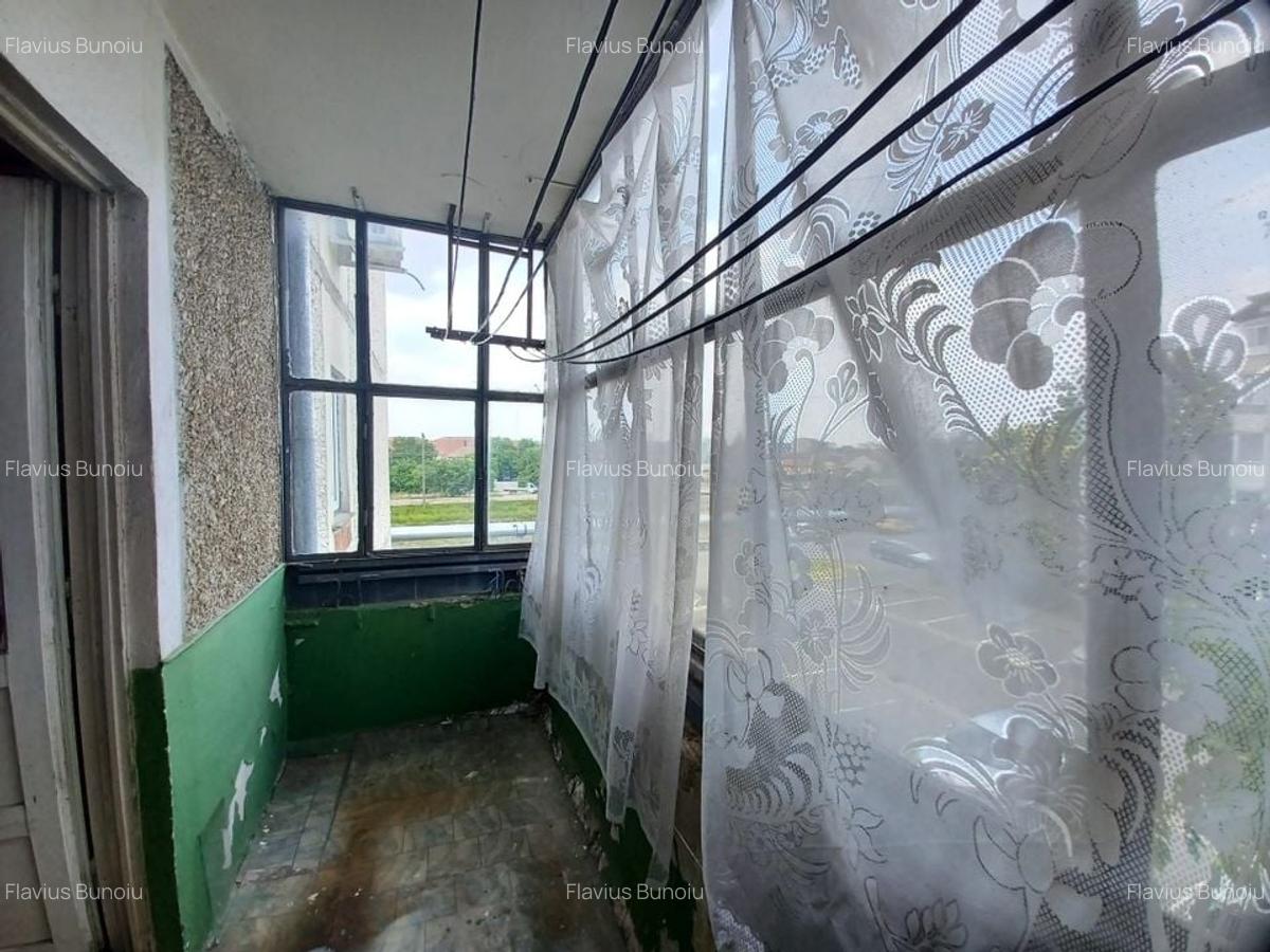 Apartament cu 3 camere decomandat în Dragoș Vodă - 12