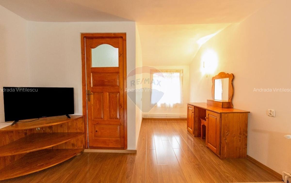 Proprietate completa cu 5 dormitoare, foisor, sauna, garaj si gradina - 34