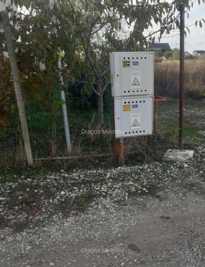 Domnesti-str. Simfoniei, 775mp. dubla deschidere, construibil-gaz-curent, vile - 2