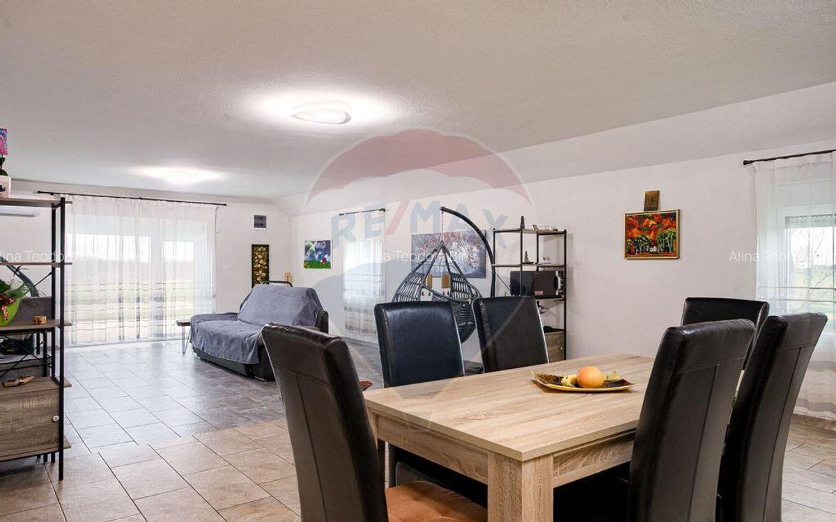 Casa 3 camere renovata integral in anul 2022 - 1